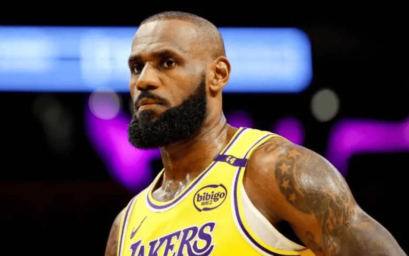 b体育官网-佩林卡：给詹姆斯绝对的尊重，让他与家人一起选择未来